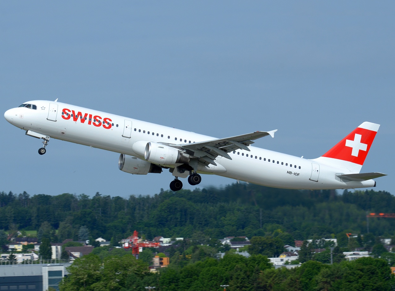 HB-IOF - A321-111 - Swiss - ZRH - 10-06-2017