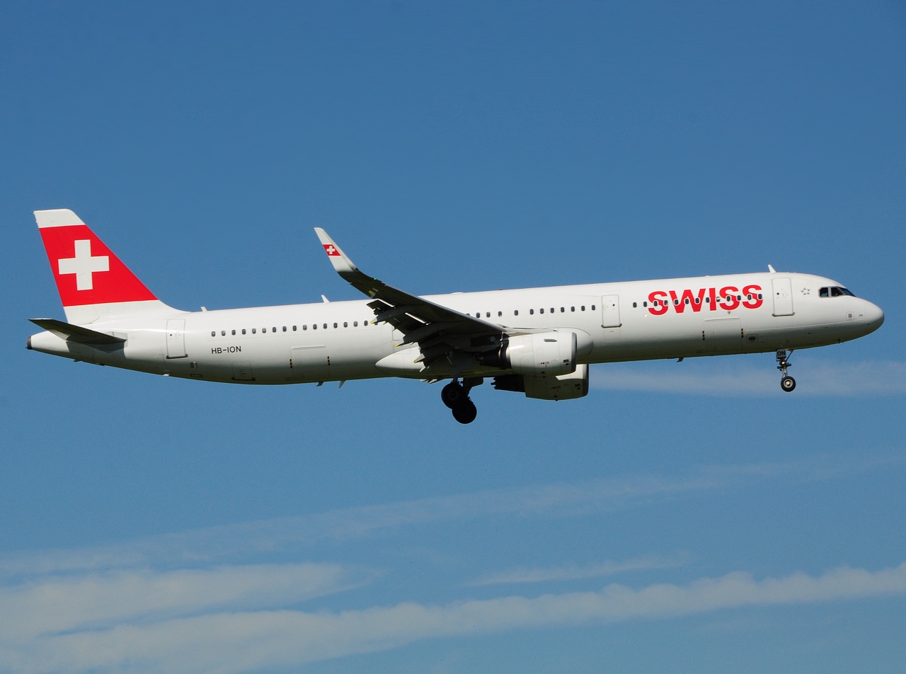 HB-ION - A321-212(WL) - Swiss - ZRH - 10-06-2017