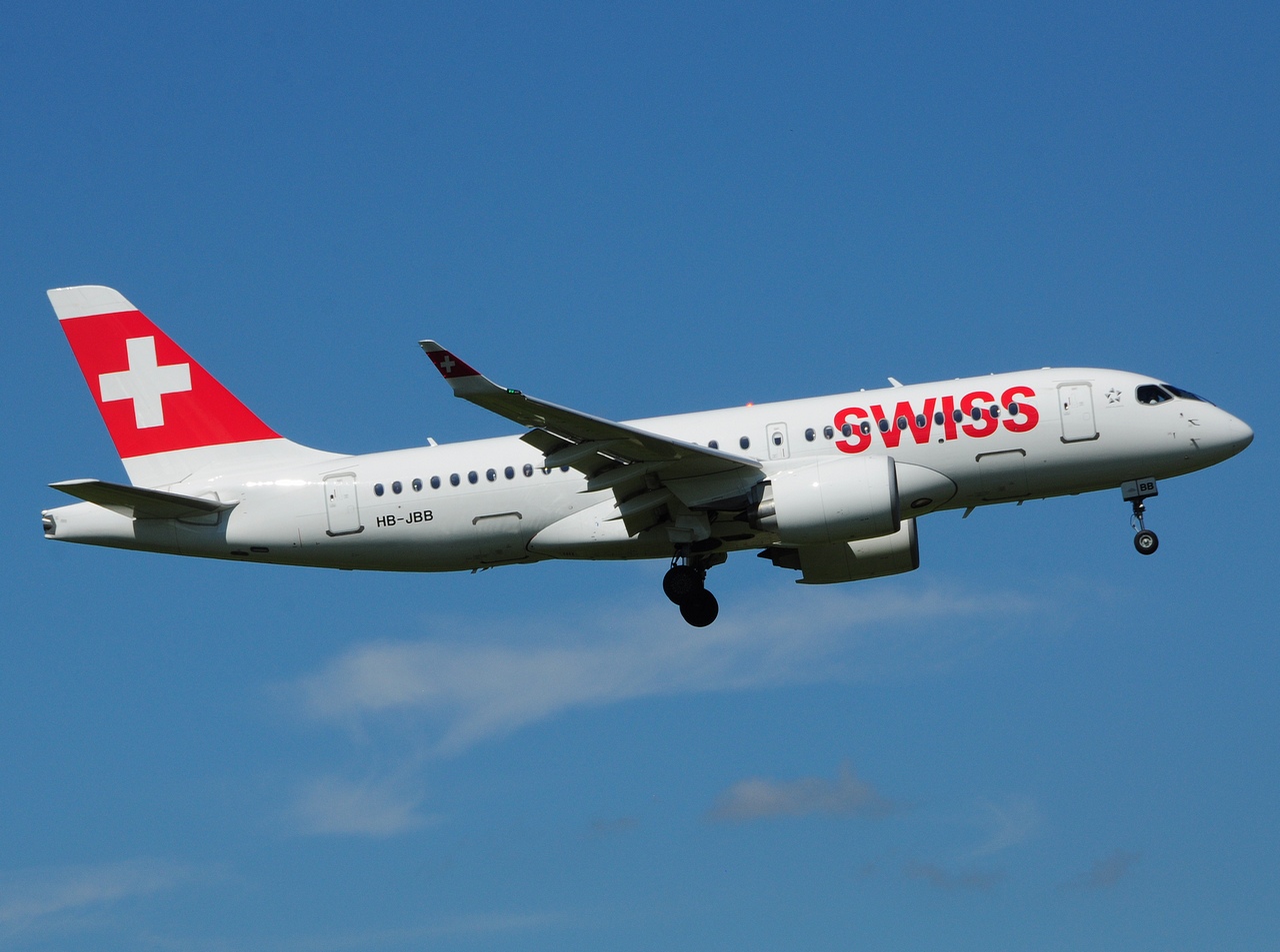 HB-JBB - A220-100 - Swiss - ZRH - 10-06-2017