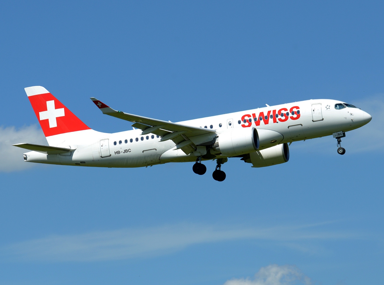 HB-JBC - A220-100 - Swiss - ZRH - 10-06-2017