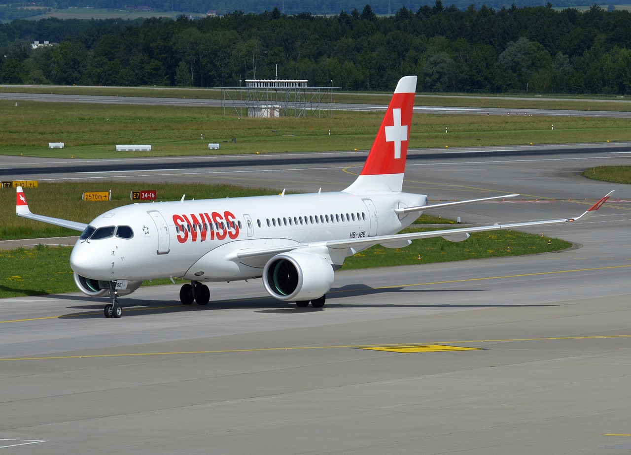 HB-JBE - A220-100 - Swiss - ZRH - 10-06-2017
