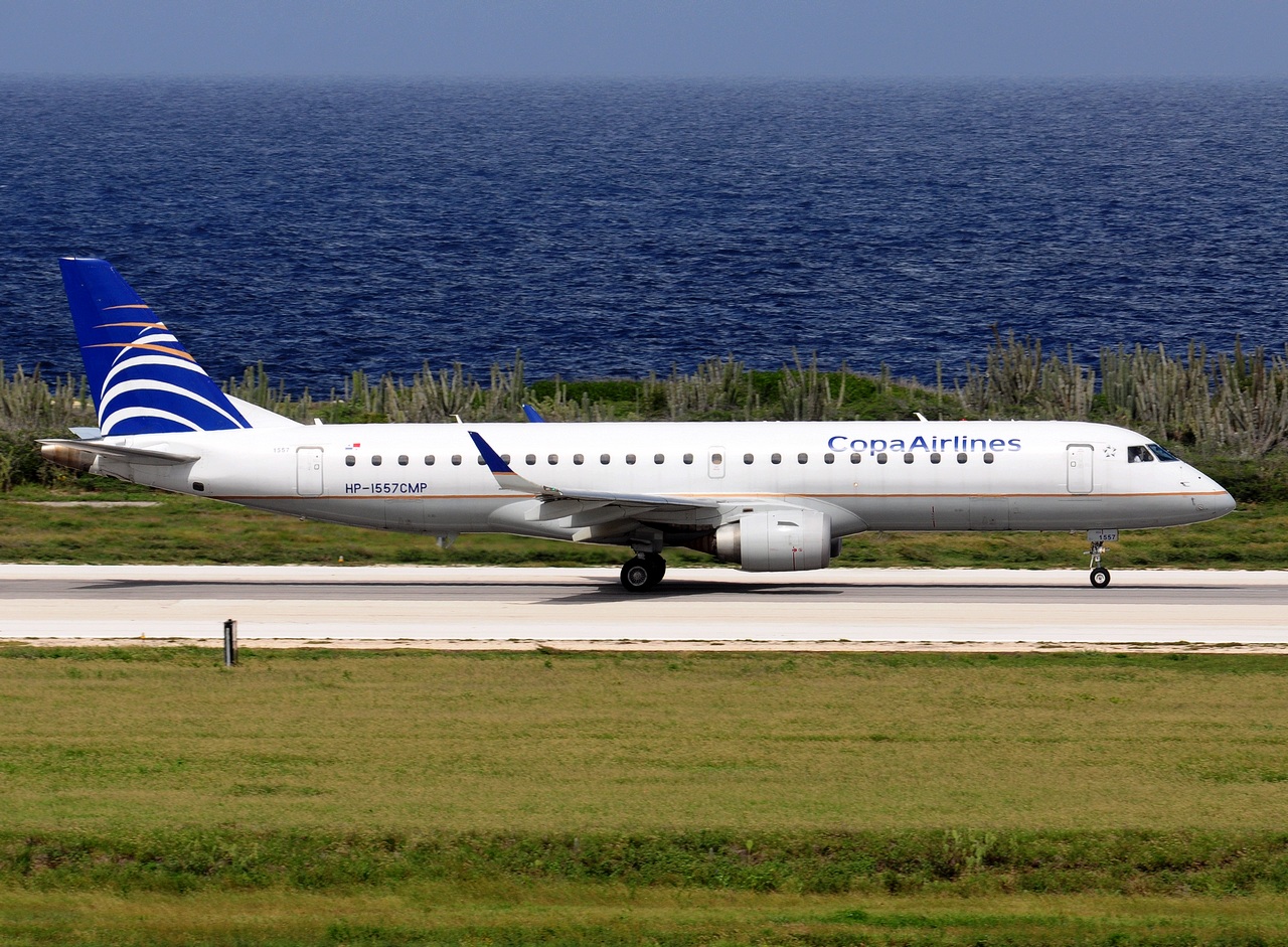 HP-1557CMP - ERJ-190AR (ERJ-190-100 IGW) - COPA Airlines - CUR - 03-12-2017