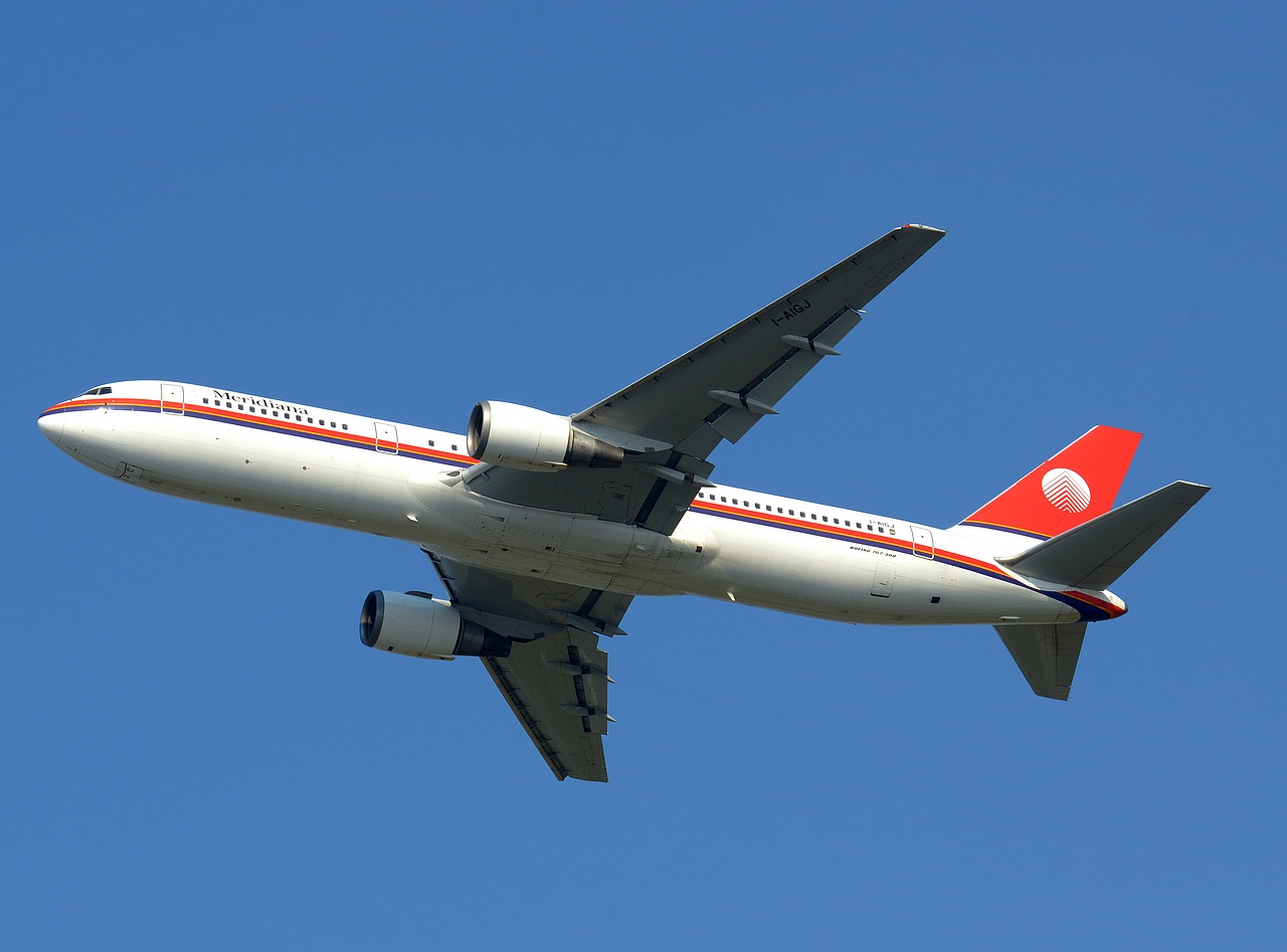 I-AIGJ - 767-304(ER) - Meridiana - MXP - 11-06-2017