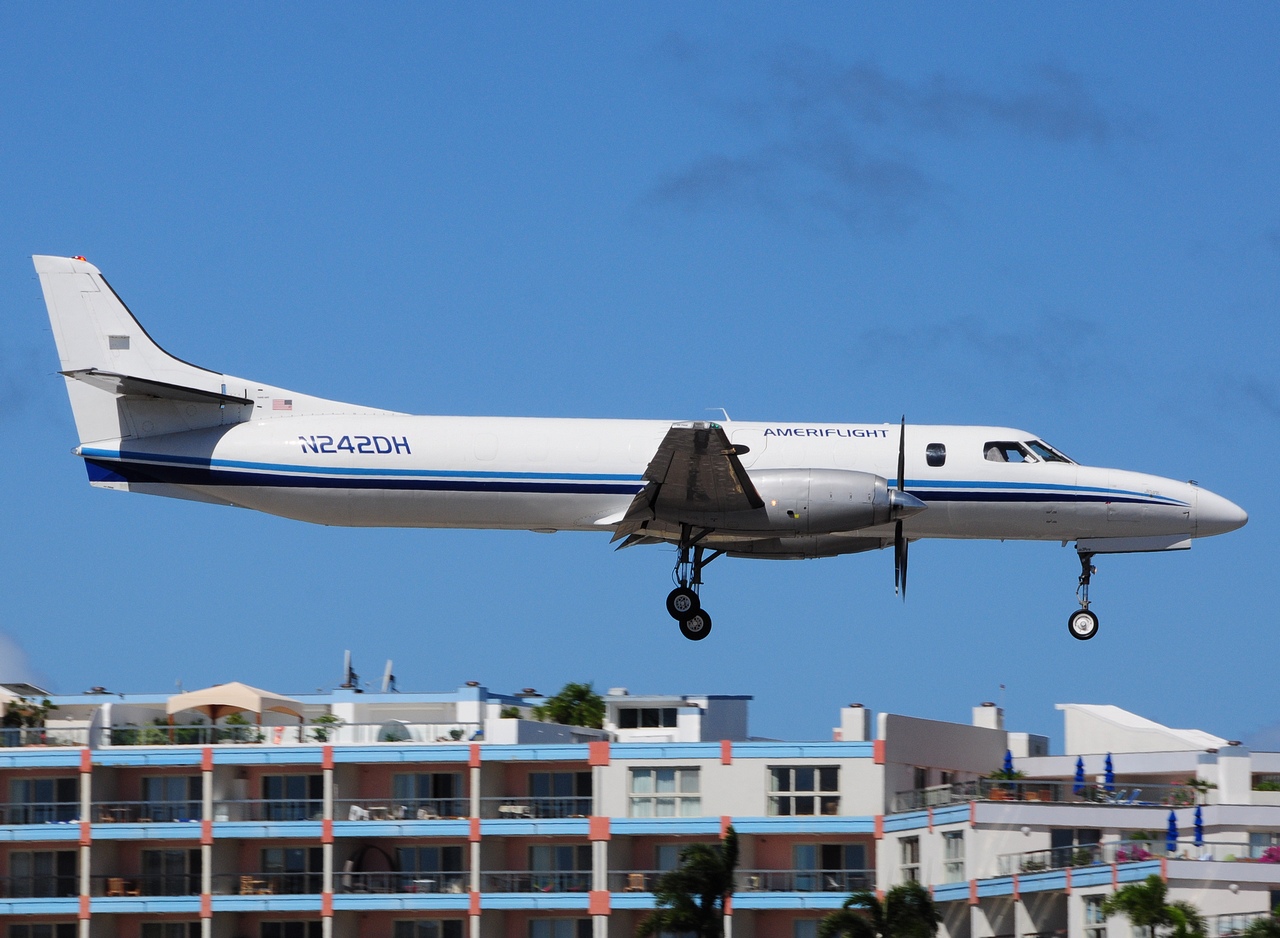 N242DH - Merlin II - Ameriflight - SXM - 31-01-2017