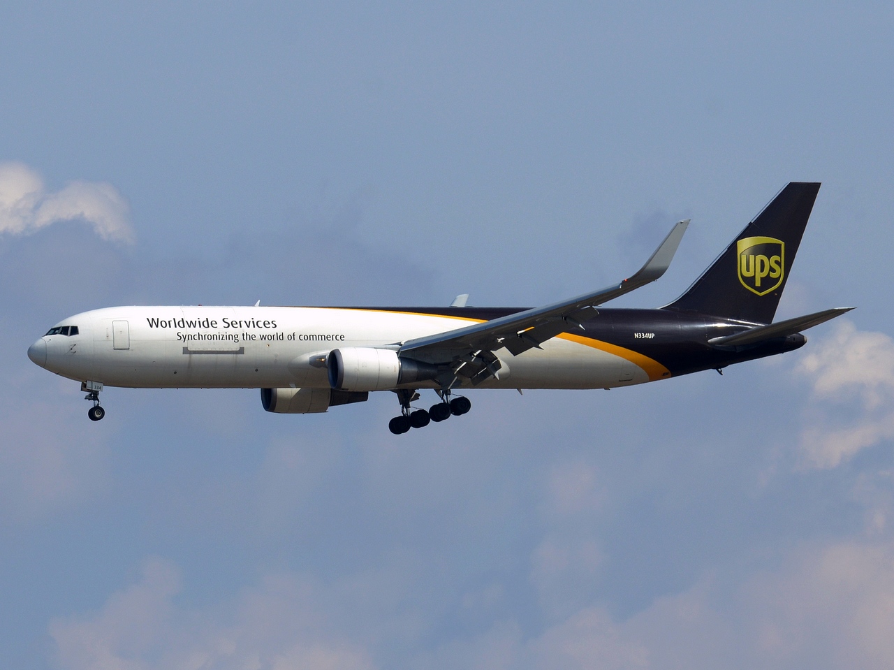N334UP - 767-34AF(WL) - United Parcel Service (UPS) - NRT - 26-02-2017