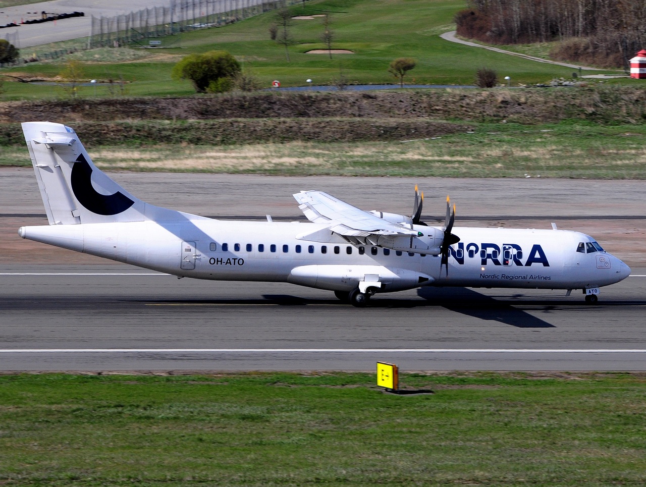 OH-ATO - ATR 72-500 (72-212A) - NORRA _ Nordic Regional Airlines - BMA - 09-05-2017b