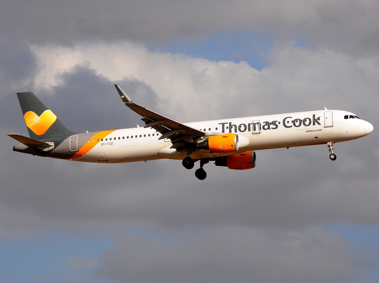 OY-TCD - A321-211(WL) - Thomas Cook Airlines Scandinavia - PMI - 25-07-2017