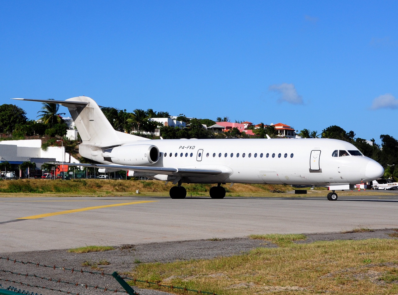 P4-FKD - Fokker 70 - InselAir Aruba - SXM - 01-02-2017