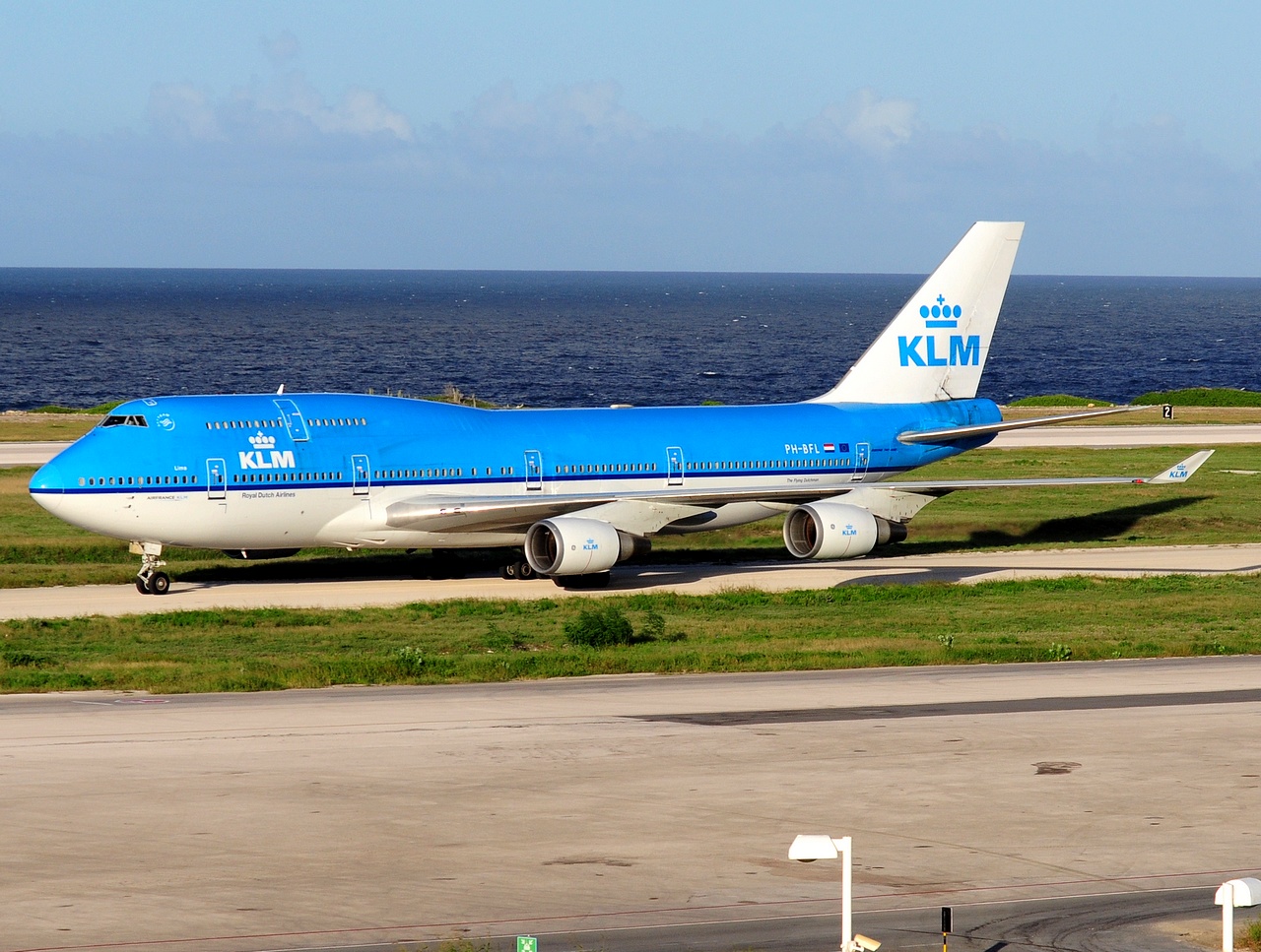 PH-BFL - 747-406 - KLM Royal Dutch Airlines - CUR - 29-11-2017