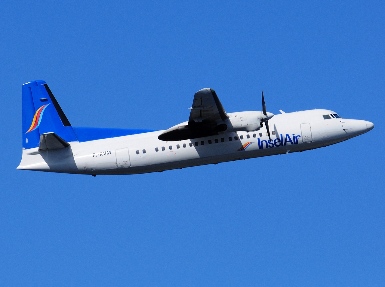 PJ-KVM - Fokker 50 - Insel Air - CUR - 27-11-2017
