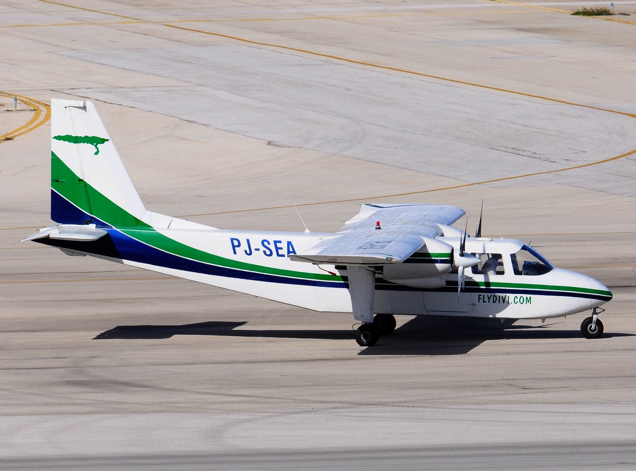 PJ-SEA - 00.10.72-BN-2A Islander - Divi Divi Air - CUR - 27-11-2017