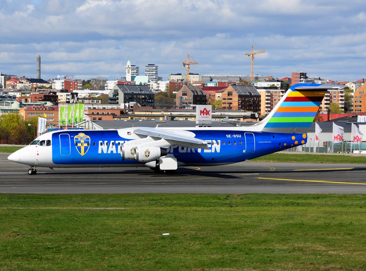 SE-DSU - RJ100 - BRA _ Braathens Regional Airlines - BMA - 08-05-2017