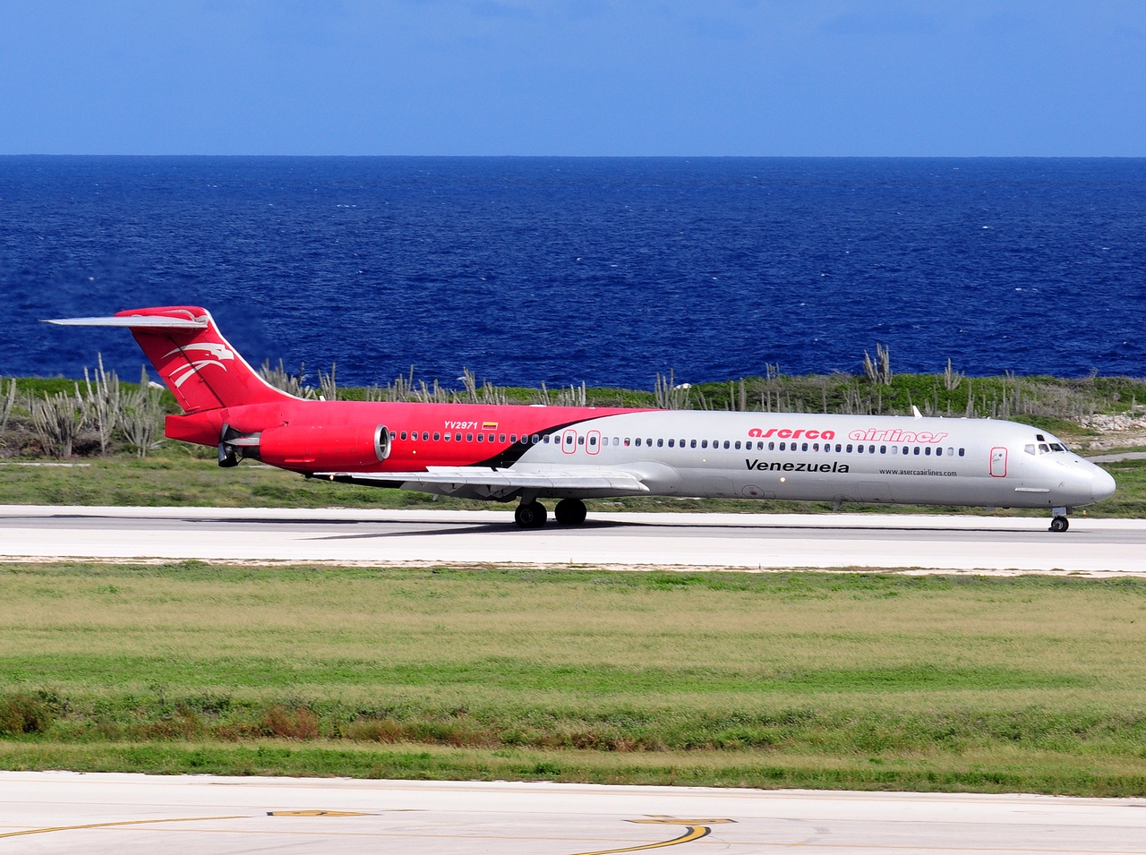 YV2971 - MD-83 - ASERCA Airlines - CUR - 30-11-2017