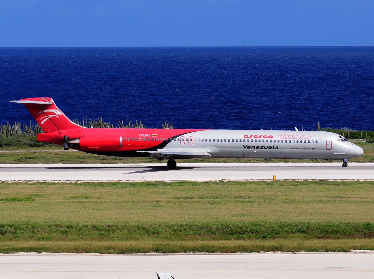 YV2971 - MD-83 - ASERCA Airlines - CUR - 30-11-2017b