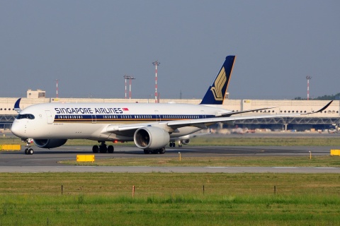 9V-SMC - A350-941 - Singapore Airlines - MXP - 11-06-2017