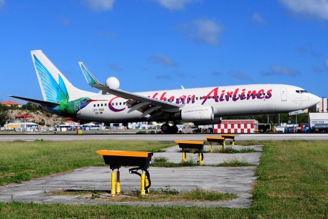 9Y-TAB - 737-8Q8 - Caribbean Airlines - SXM - 02-02-2017