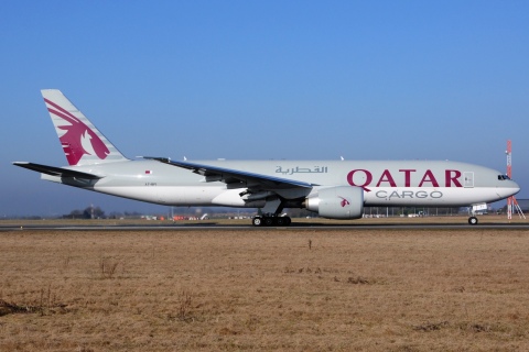 A7-BFI - 777-FDZ - Qatar Airways Cargo - LGG - 13-02-2017b
