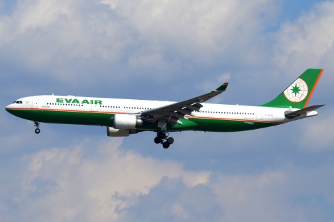 B-16336 - A330-302 - EVA Air - NRT - 26-02-2017