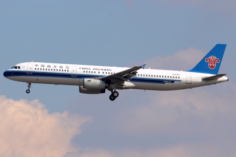 B-6580 - A321-231 - China Southern Airlines - NRT - 26-02-2017