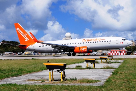 C-FYJD - 737-8Q8(WL) - Sunwing Airlines - SXM - 04-02-2017