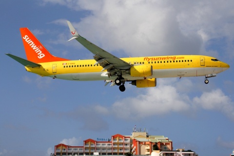 C-GUUL - 737-8K5(WL) - Sunwing Airlines - SXM - 03-02-2017