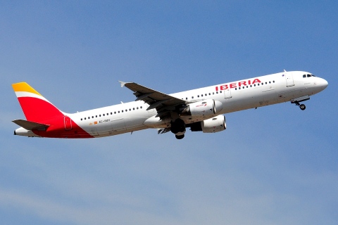 EC-HUH - A321-211 - Iberia - CTA - 24-08-2017