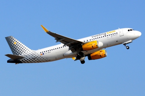 EC-MKN - A320-232(WL) - Vueling - CTA - 27-08-2017