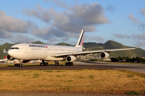F-GNII - A340-313 - Air France - SXM - 02-02-2017b