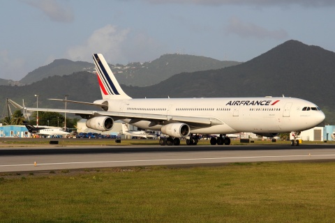 F-GNII - A340-313 - Air France - SXM - 03-02-2017