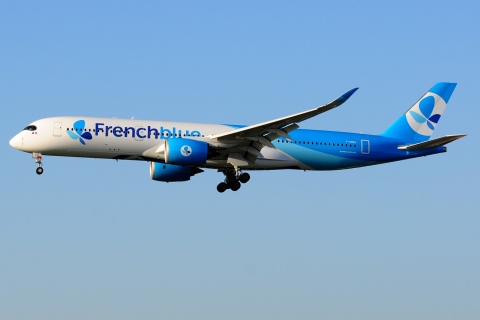 F-HREU - A350-941 - French blue - ORY - 15-10-2017