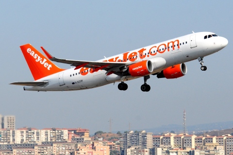 G-EZOK - A320-214(WL) - easyJet - CTA - 27-08-2017