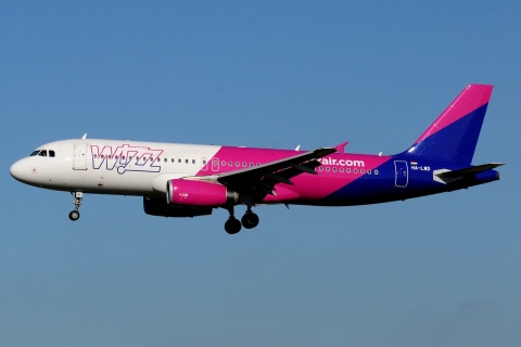 HA-LWD - A320-232 - Wizz Air - CRL - 14-10-2017