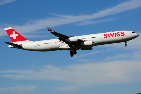 HB-JMH - A340-313 - Swiss - ZRH - 10-06-2017