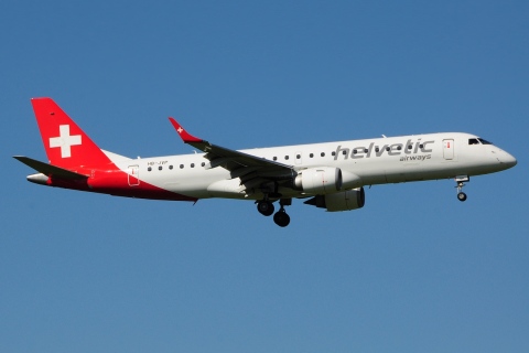 HB-JVP - ERJ-190LR (ERJ-190-100 LR) - Helvetic Airways - ZRH - 10-06-2017