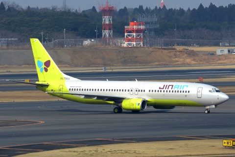 HL7564 - 737-86N - Jin Air - NRT - 05-03-2017