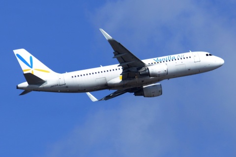 JA03VA - A320-216(WL) - Vanilla Air - NRT - 26-02-2017b