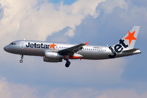 JA09JJ - A320-232 - Jetstar Japan - NRT - 26-02-2017