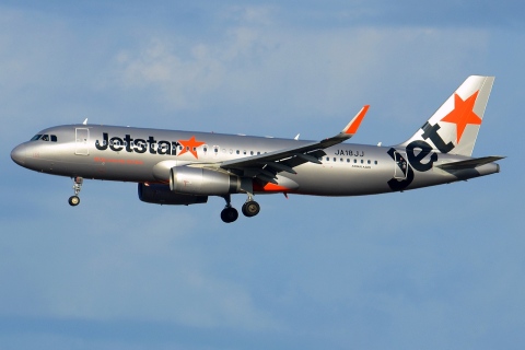 JA18JJ - A320-232(WL) - Jetstar Japan - NRT - 03-03-2017