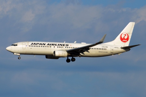 JA313J - 737-846(WL) - Japan Airlines - NRT - 03-03-2017