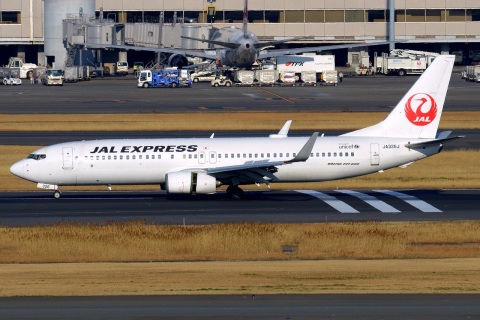 JA326J - 737-846(WL) - Japan Airlines - HND - 28-02-2017