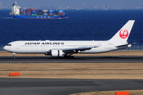 JA657J - 767-346(ER) - Japan Airlines - HND - 28-02-2017