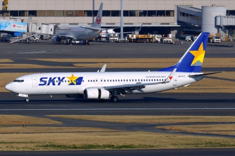 JA737T - 737-8Q8(W) - Skymark Airlines - HND - 28-02-2017
