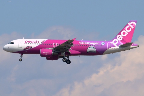JA817P - A320-214(WL) - Peach Air - NRT - 26-02-2017