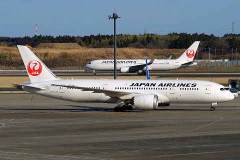 JA822J - 787-8 Dreamliner - Japan Airlines - NRT - 03-03-2017