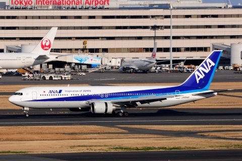 JA8342 - 767-381 - ANA All Nippon Airways - HND - 28-02-2017