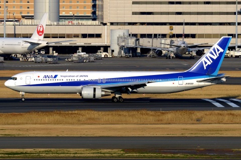 JA8569 - 767-381 - ANA All Nippon Airways - HND - 28-02-2017b