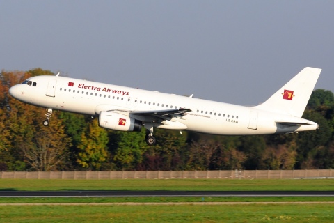 LZ-EAA - A320-231 - Electra Airways - ORY - 15-10-2017