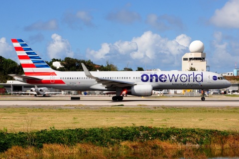N174AA - 757-223(WL) - American Airlines - SXM - 04-02-2017