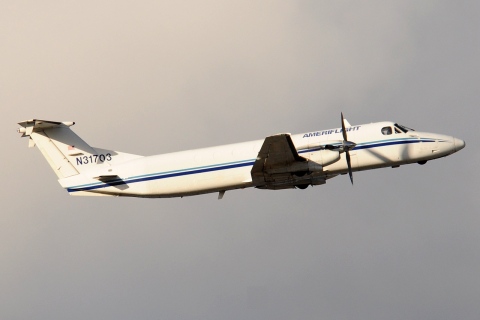N31703 - Beech 1900C- - Ameriflight - CUR - 29-11-2017