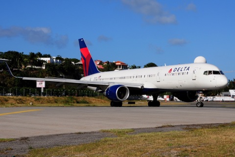 N6701 - 757-232 - Delta Air Lines - SXM - 01-02-2017c